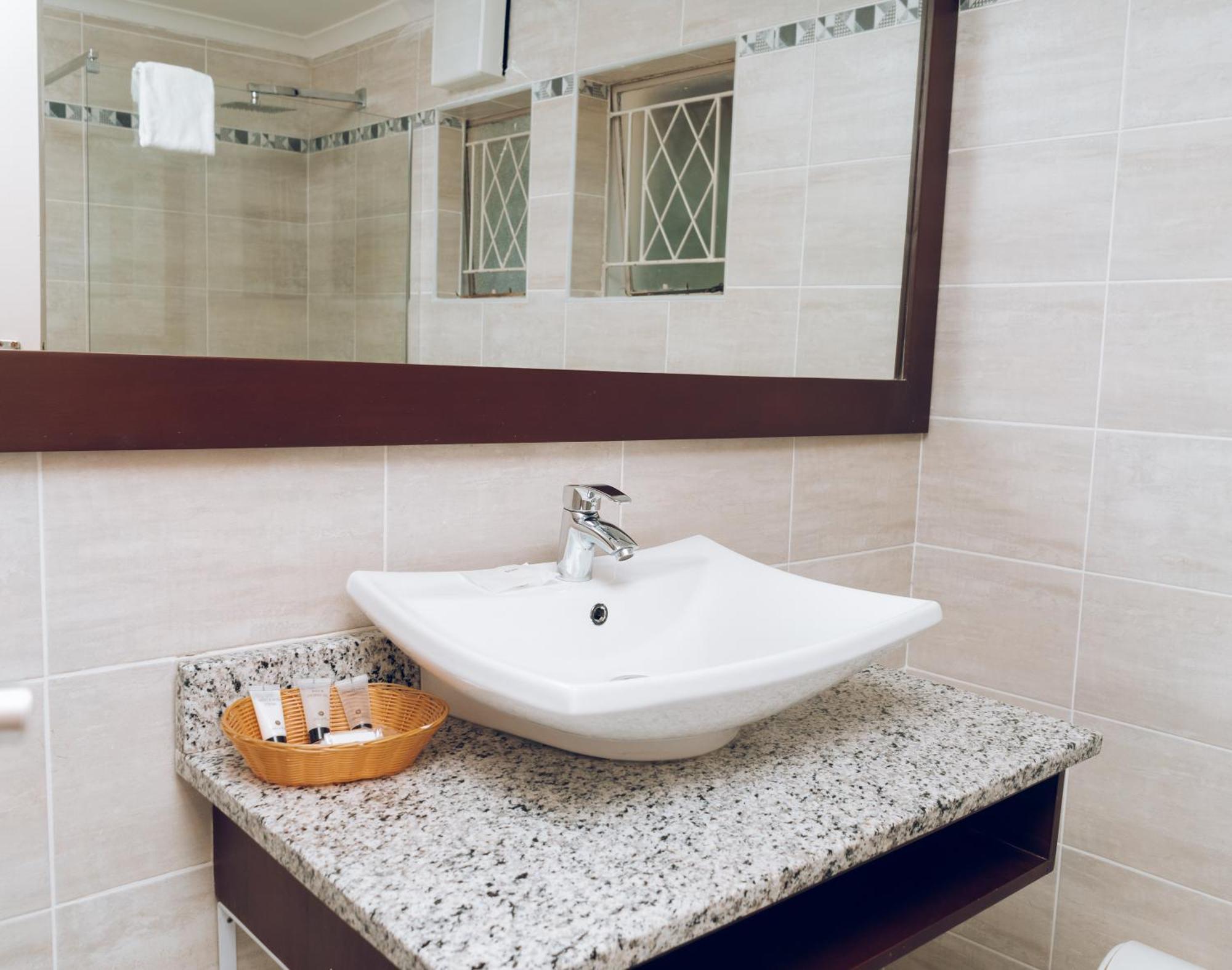 Great Zimbabwe Hotel Nyanda Εξωτερικό φωτογραφία